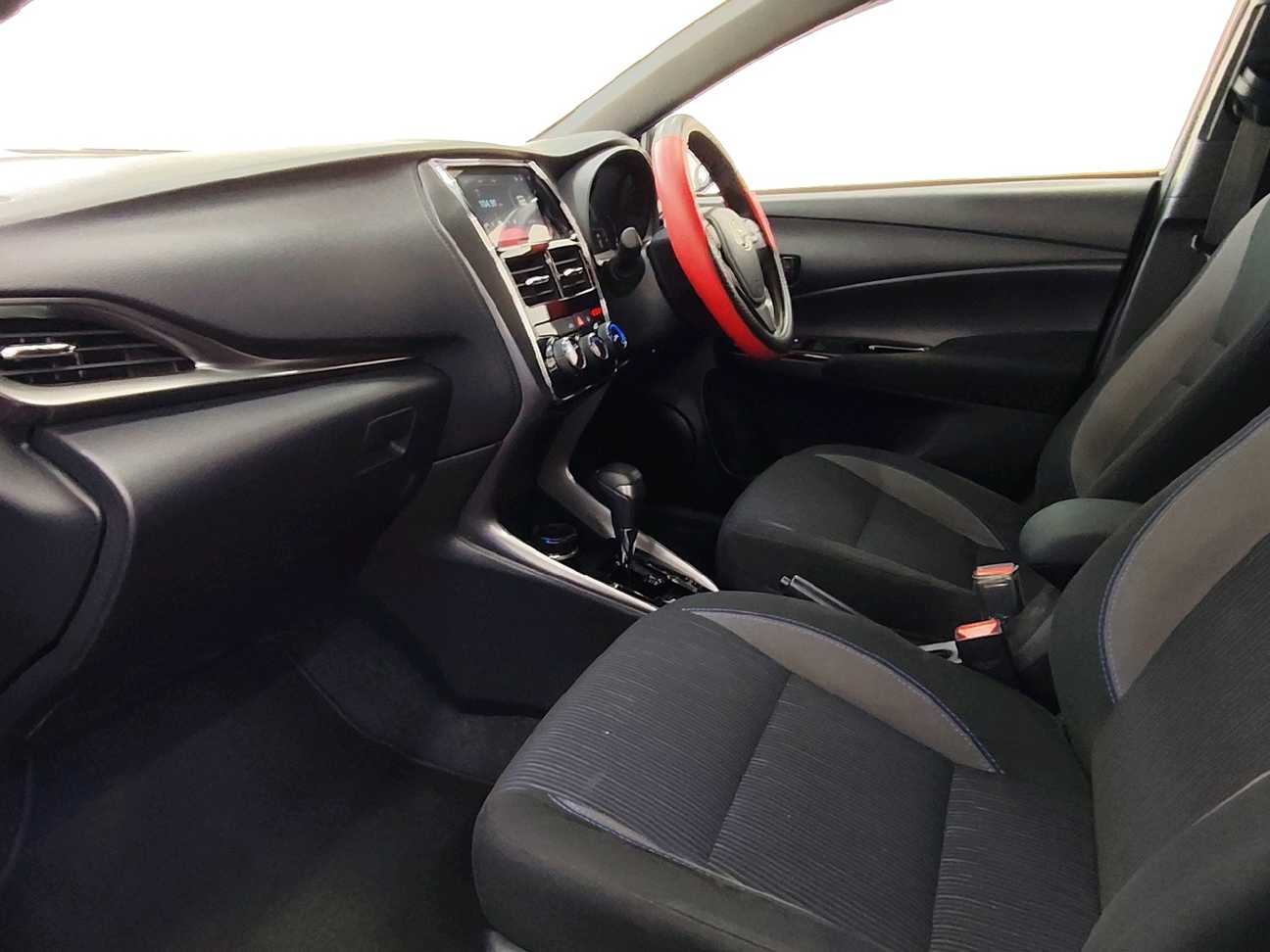used 2021 Toyota Yaris E 1.5