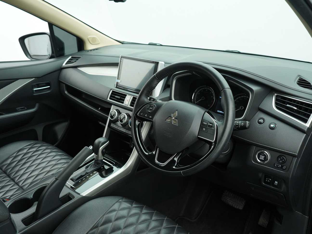 terpakai 2023 Mitsubishi Xpander  1.5