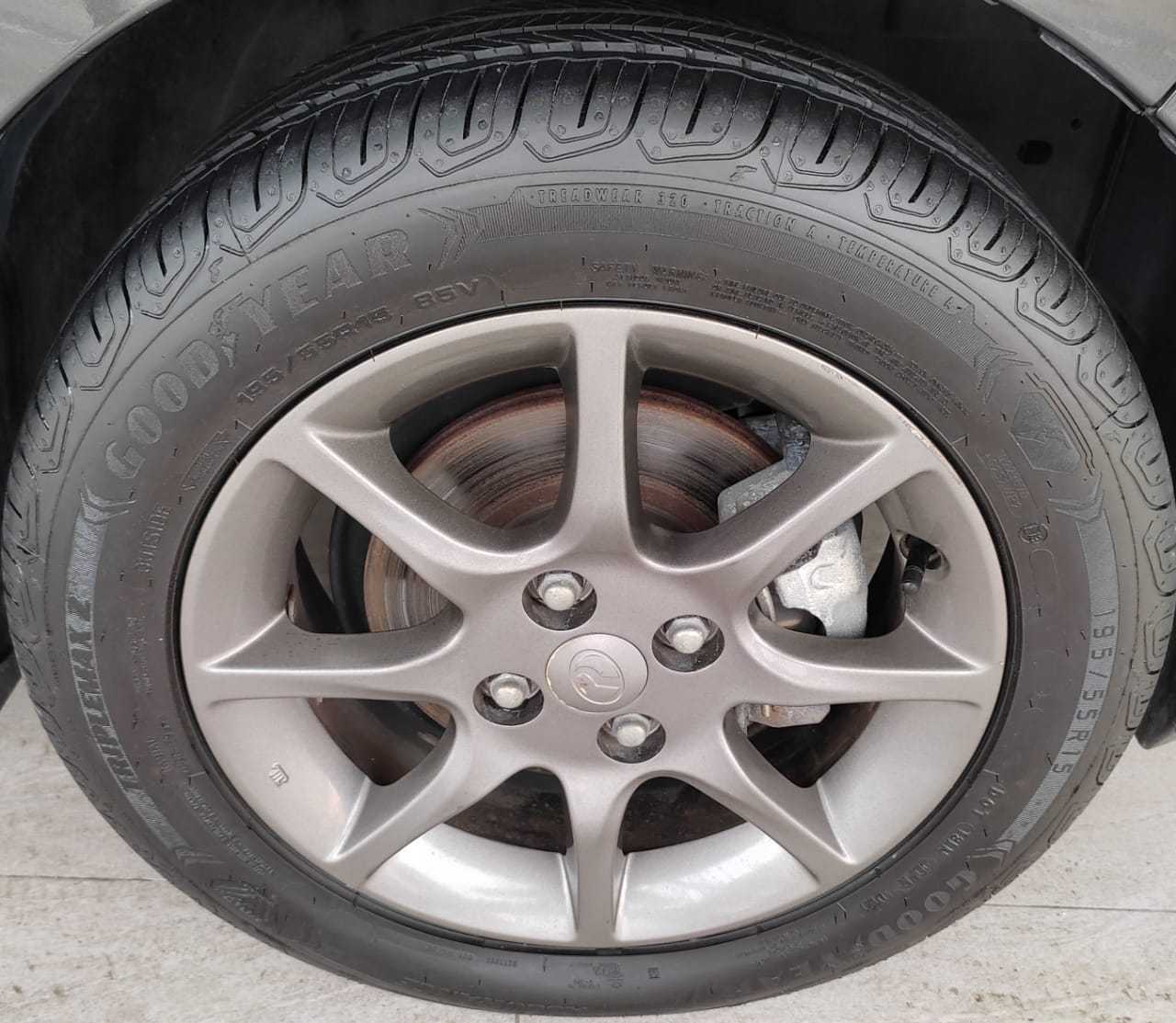 terpakai 2018 Perodua ALZA AV 1.5