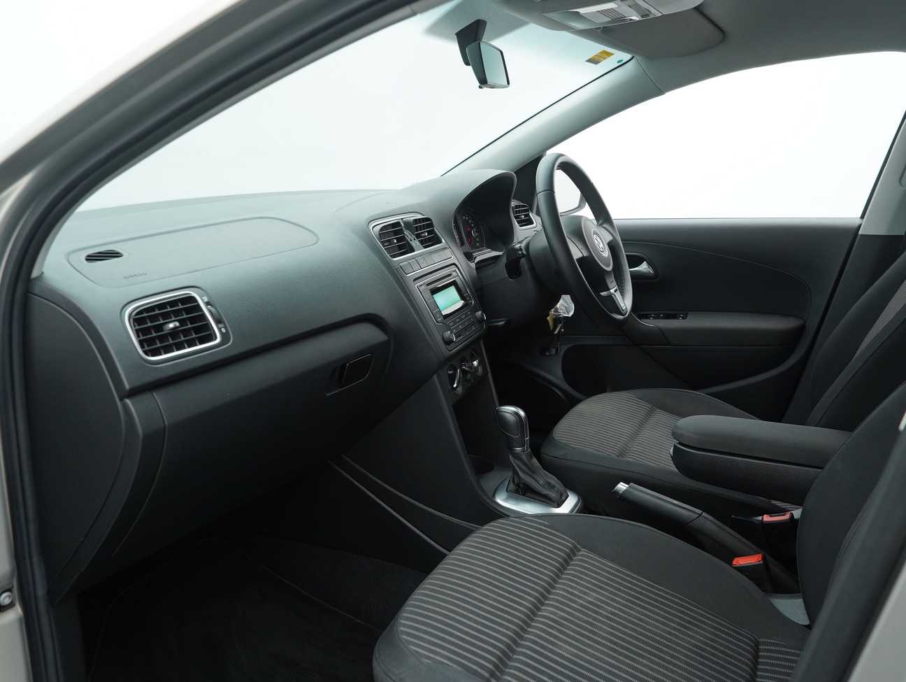 terpakai 2013 Volkswagen Polo  1.6