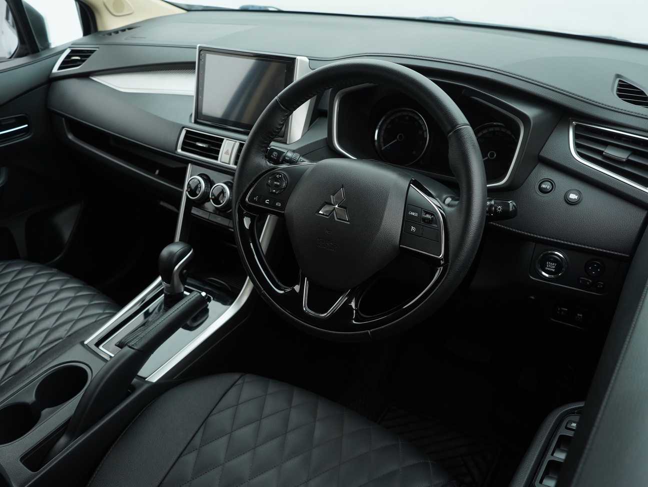 terpakai 2020 Mitsubishi Xpander  1.5