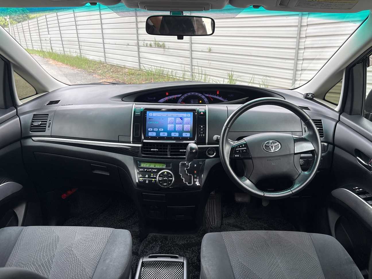 used 2015 Toyota Estima Aeras 2.4