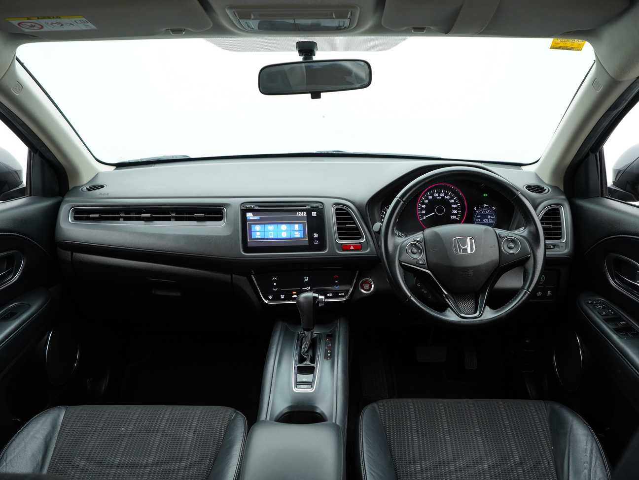 used 2015 Honda HR-V V 1.8