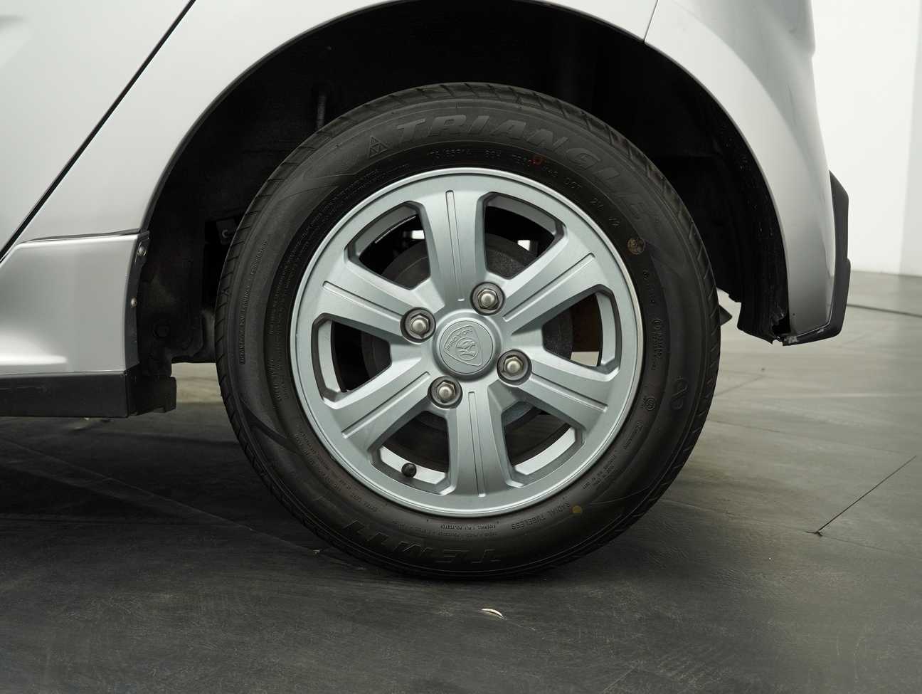 used 2016 Proton Iriz Standard 1.3