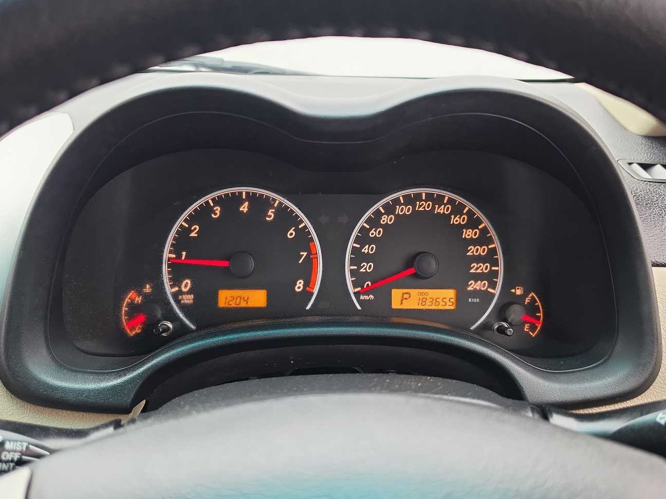 used 2013 Toyota Corolla Altis E 1.8