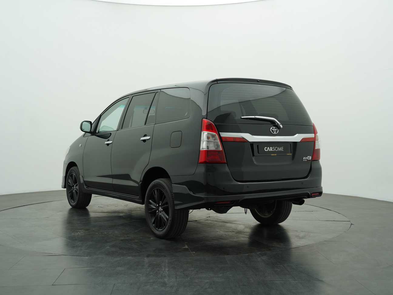 used 2015 Toyota Innova E 2.0