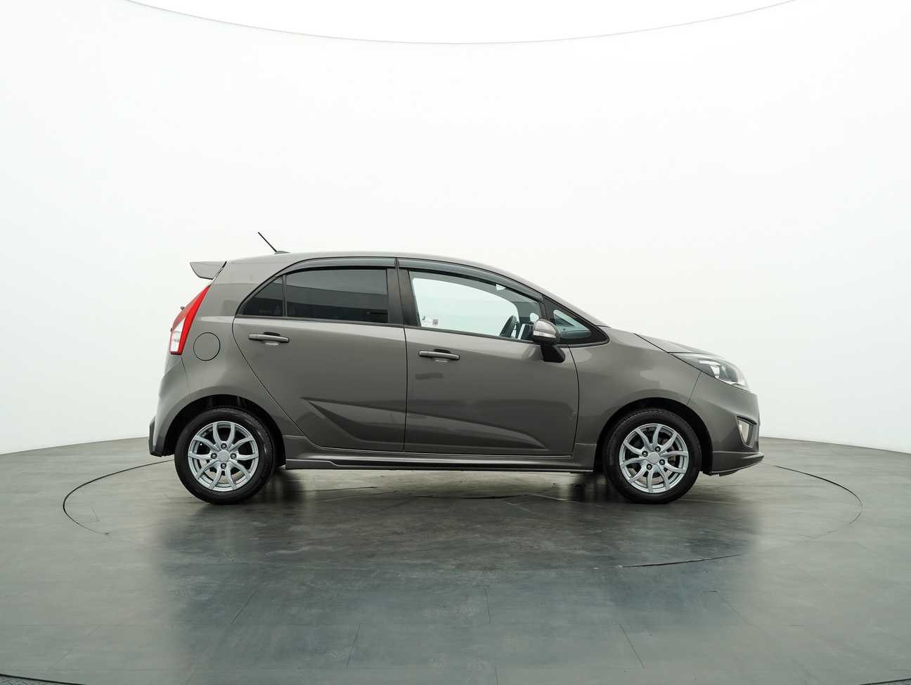 used 2015 Proton Iriz Executive 1.6