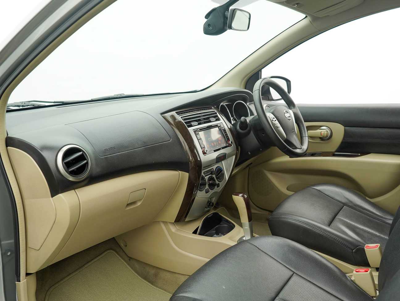 used 2018 Nissan Grand Livina Comfort 1.8