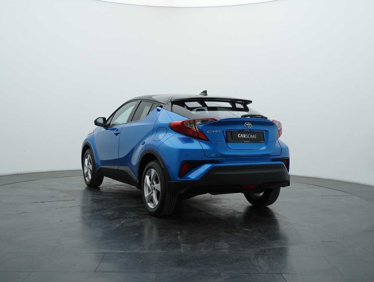 used 2018 Toyota C-HR  1.8