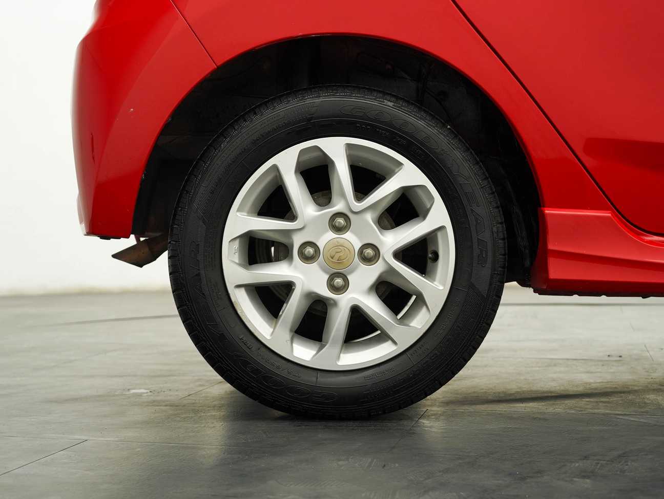 terpakai 2016 Perodua AXIA Advance 1.0