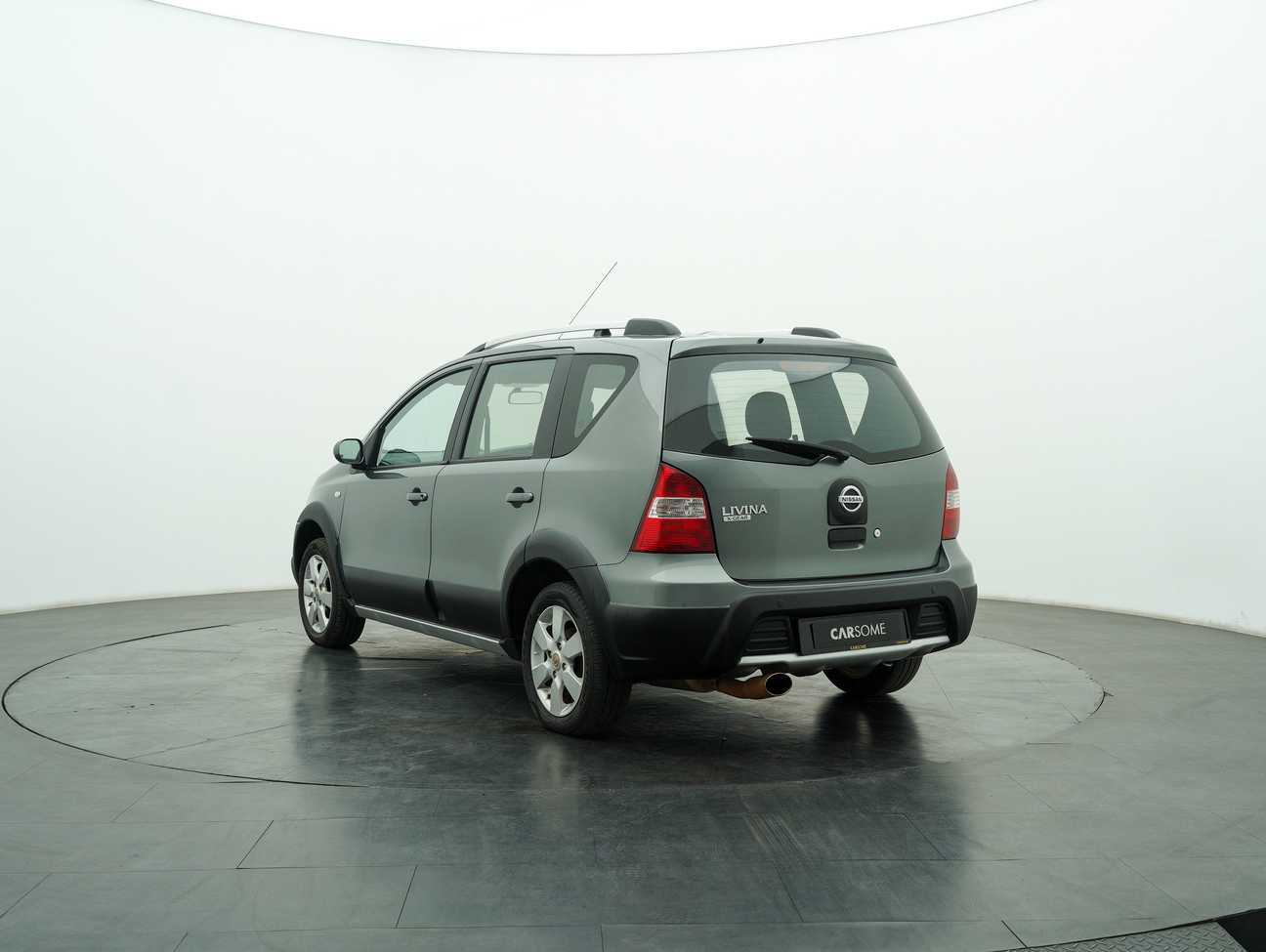 terpakai 2012 Nissan Livina X-Gear  1.6