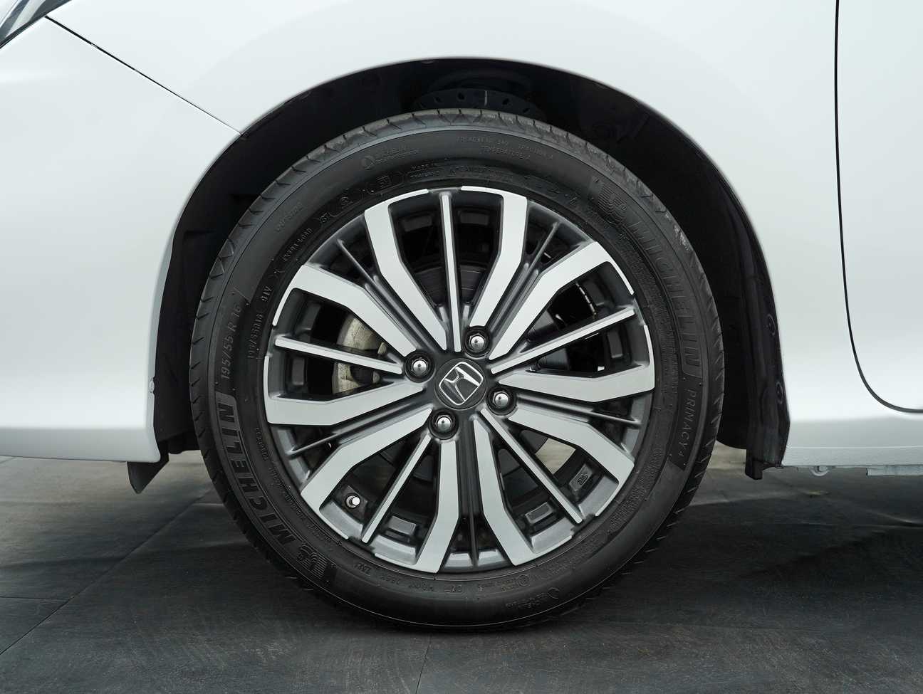 used 2018 Honda City V 1.5