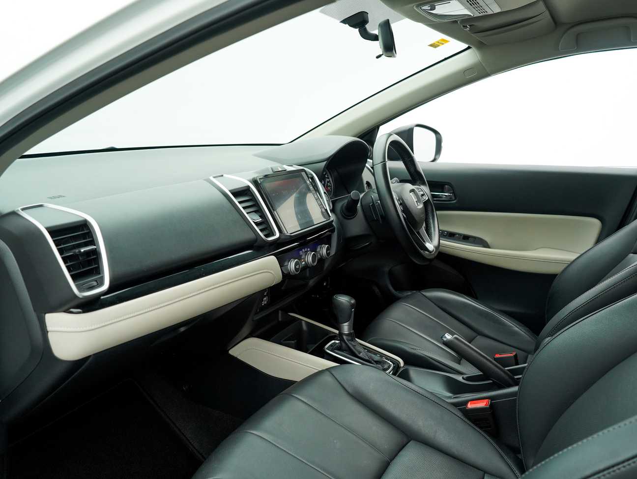 used 2022 Honda City V i-VTEC 1.5