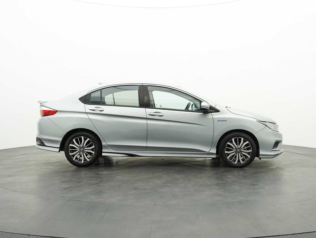 used 2017 Honda CITY HYBRID 1.5