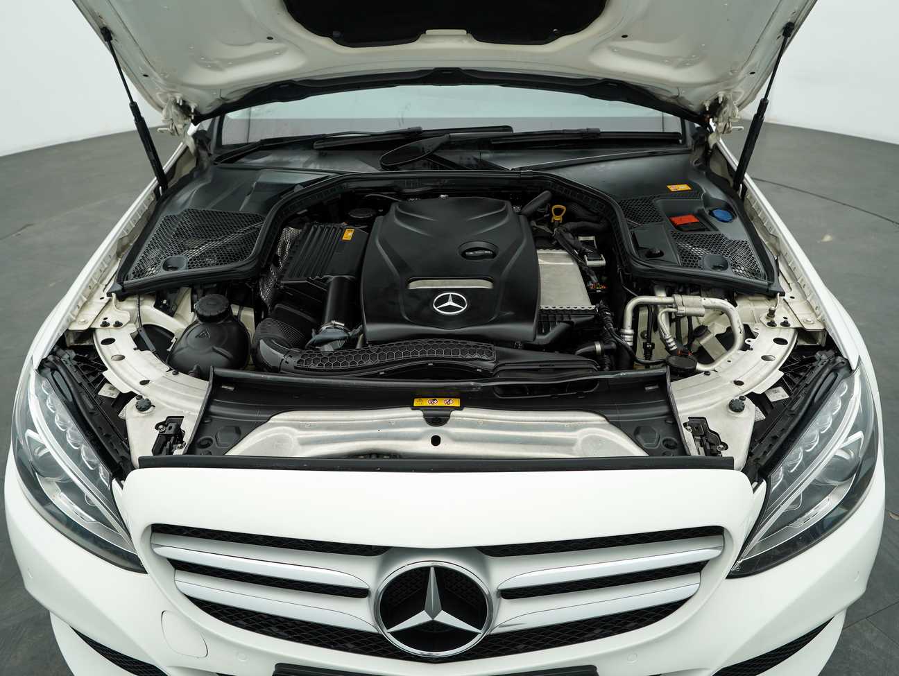 used 2015 Mercedes-Benz C200 Avantgarde 2.0