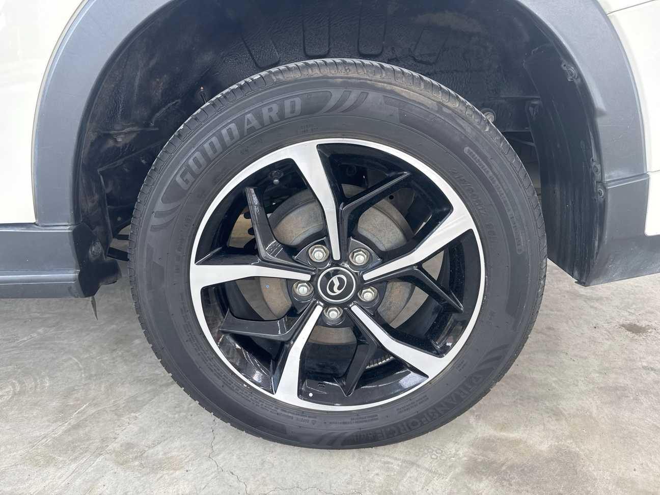 terpakai 2020 Perodua Aruz AV 1.5