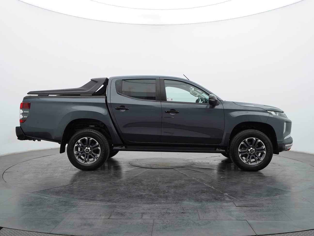 used 2023 Mitsubishi Triton VGT Dual Cab 4X4 2.4