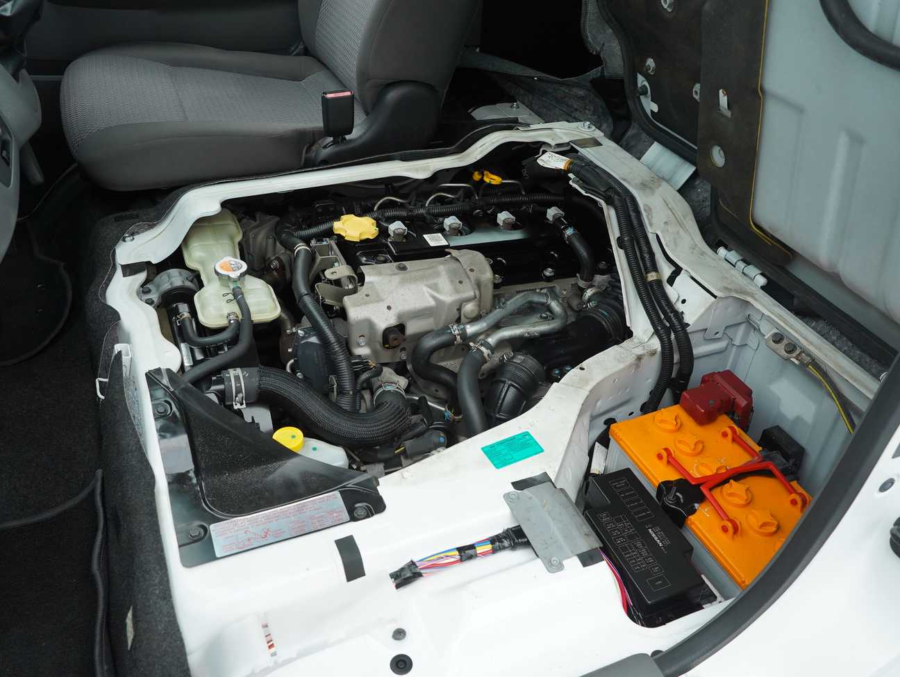 used 2017 Nissan NV350 Urvan  2.5