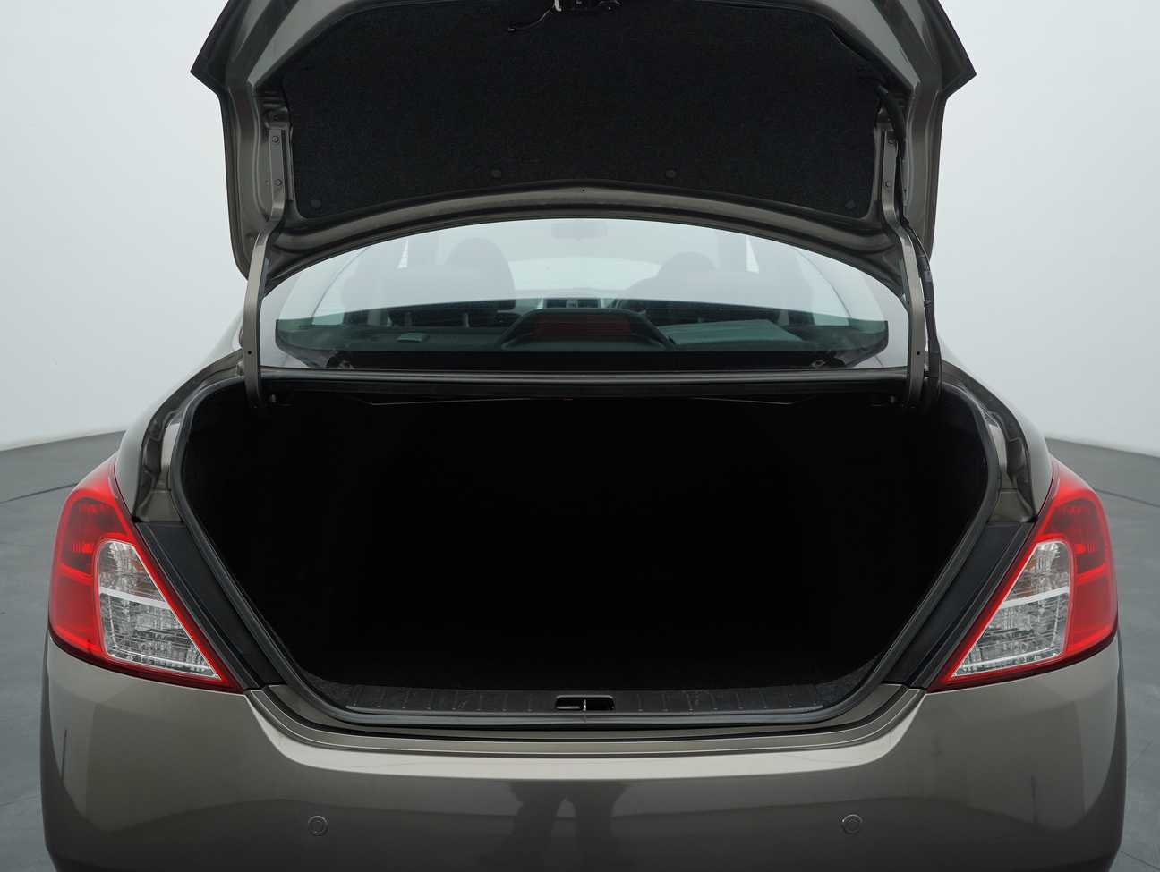 used 2016 Nissan Almera VL 1.5