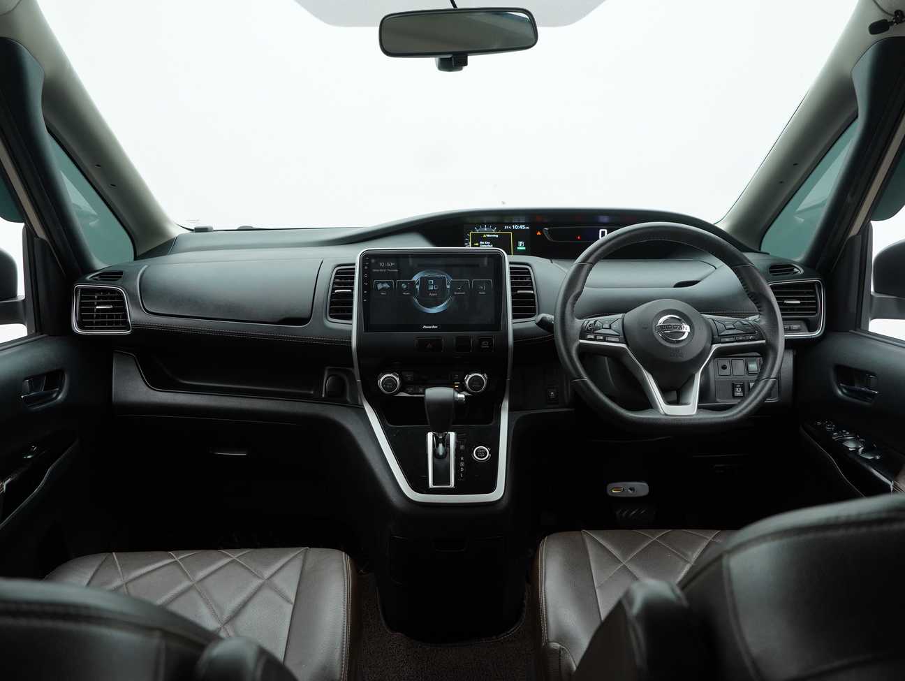 terpakai 2019 Nissan Serena S-Hybrid High-Way Star J Impul 2.0