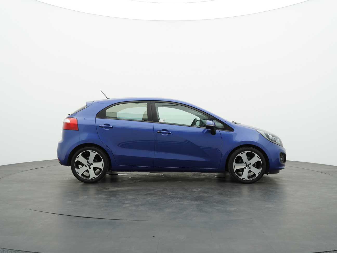 used 2014 Kia RIO UB 1.4