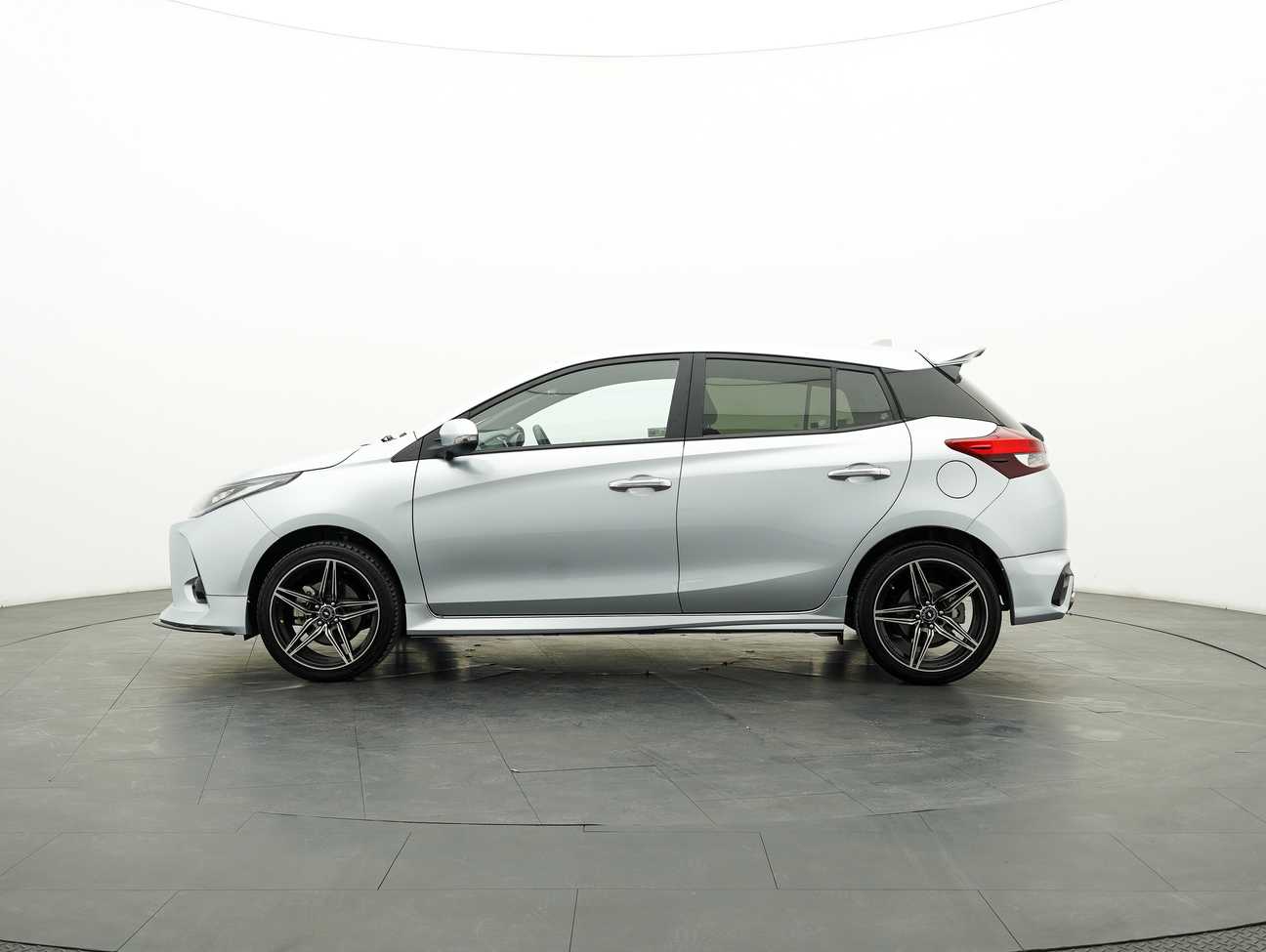 terpakai 2021 Toyota Yaris G 1.5