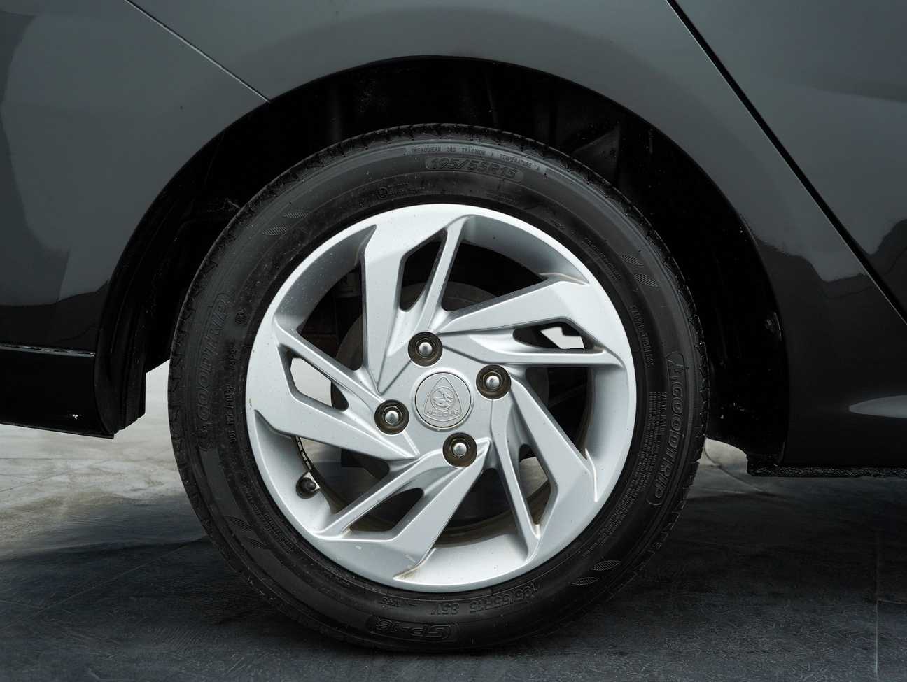 terpakai 2017 Proton Persona Premium 1.6