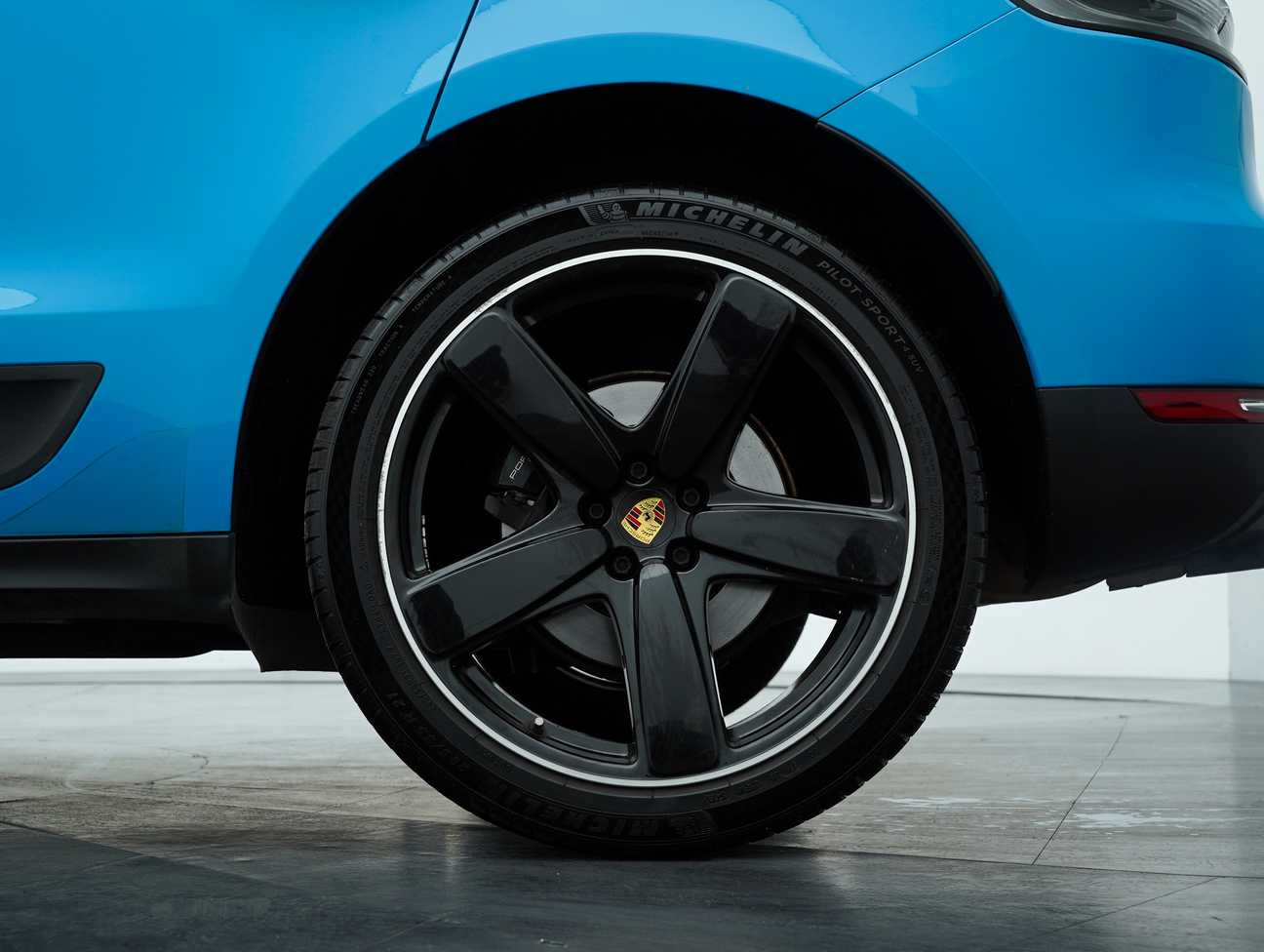 used 2019 Porsche Macan  2.0