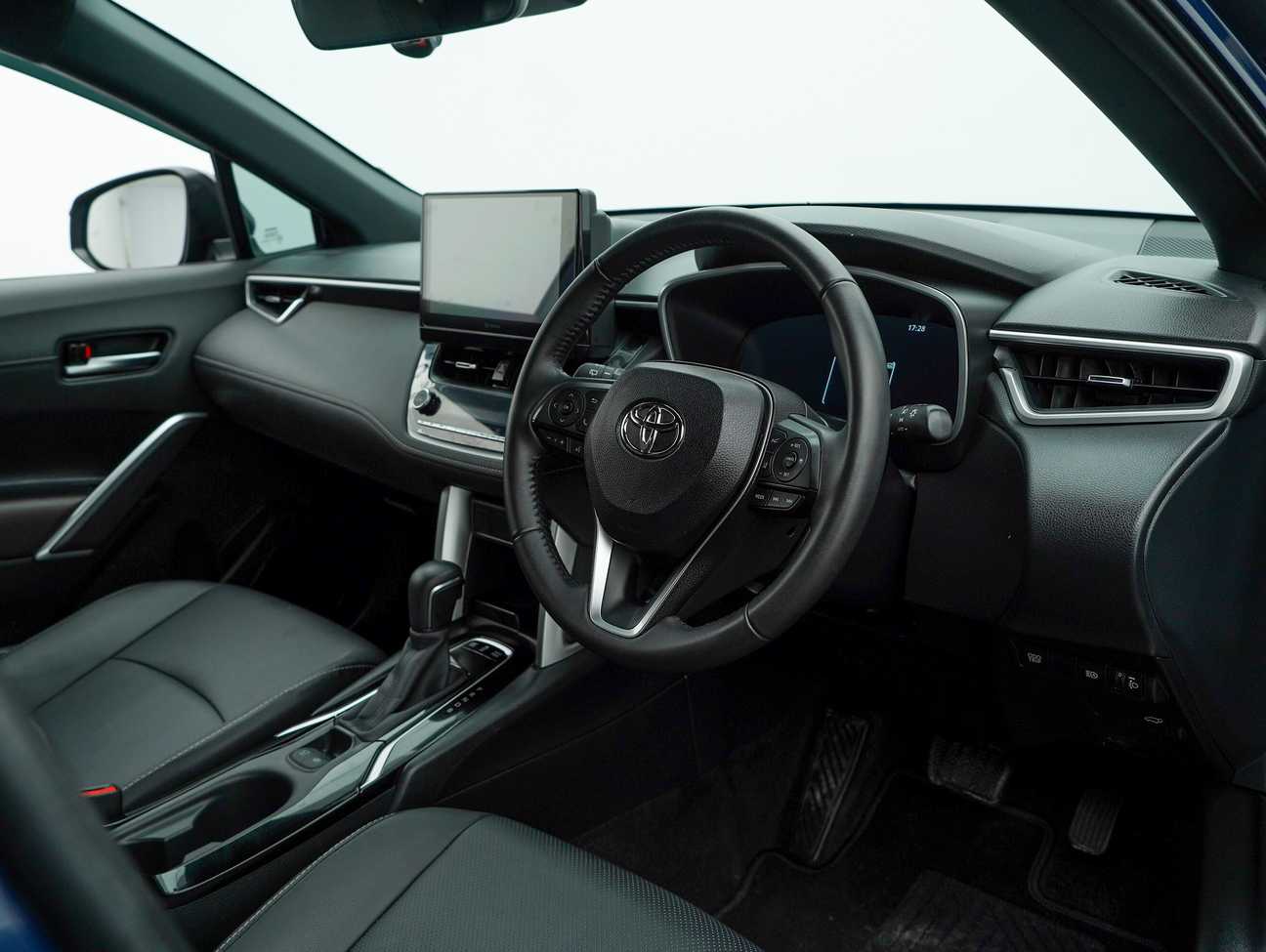 used 2025 Toyota Corolla Cross HEV 1.8