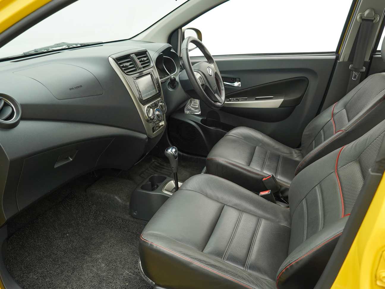 terpakai 2014 Perodua AXIA Advance 1.0