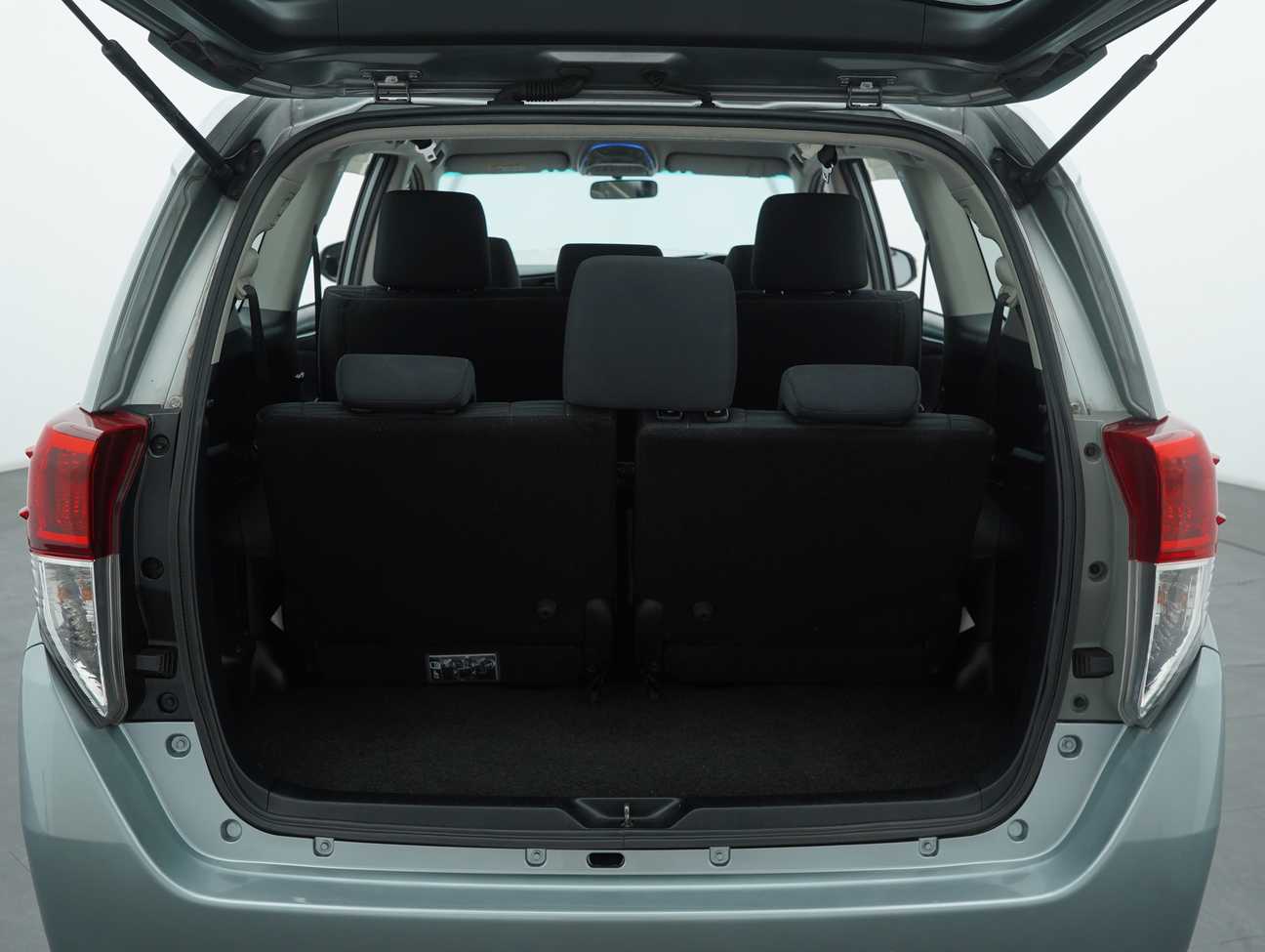 used 2018 Toyota Innova G 2.0