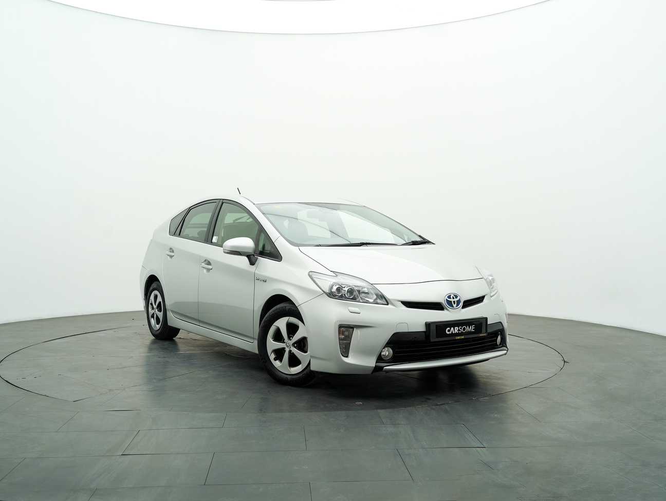 used 2013 Toyota Prius Luxury 1.8