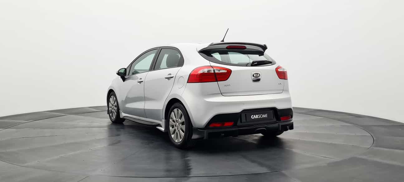 terpakai 2013 Kia RIO UB 1.4