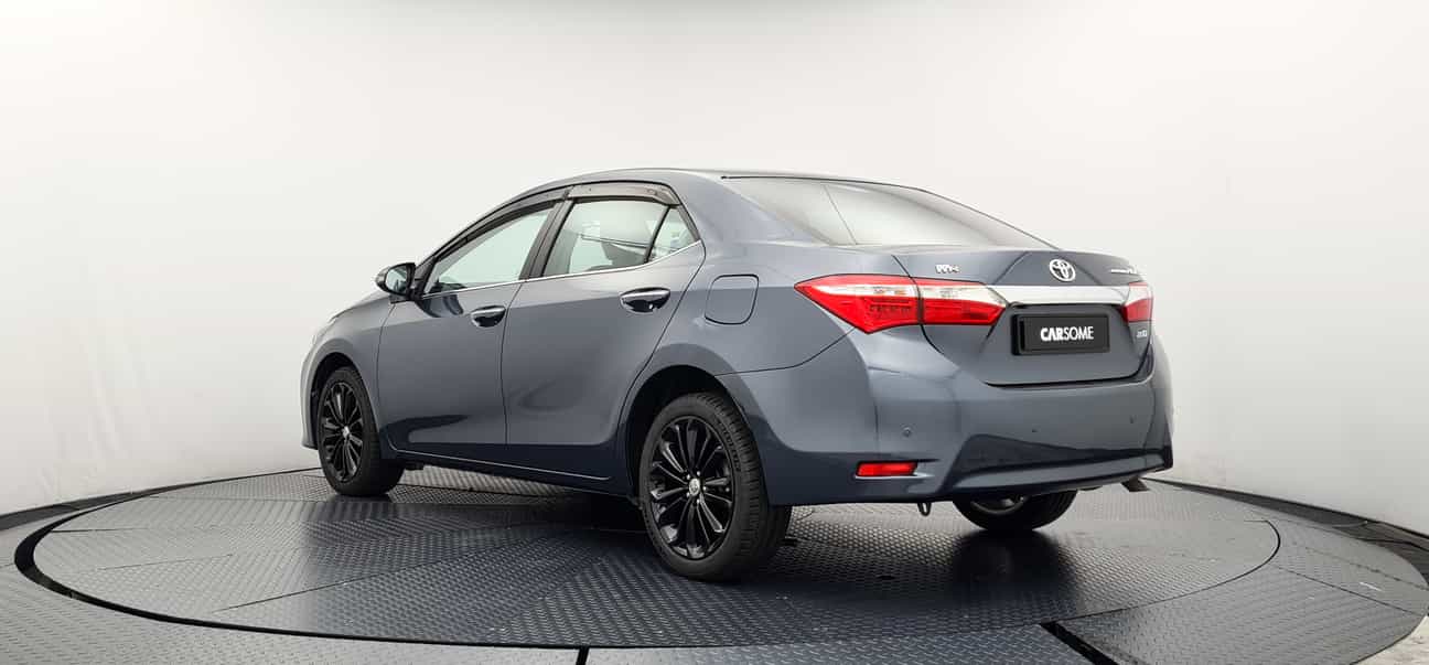 used 2014 Toyota COROLLA ALTIS V 2.0