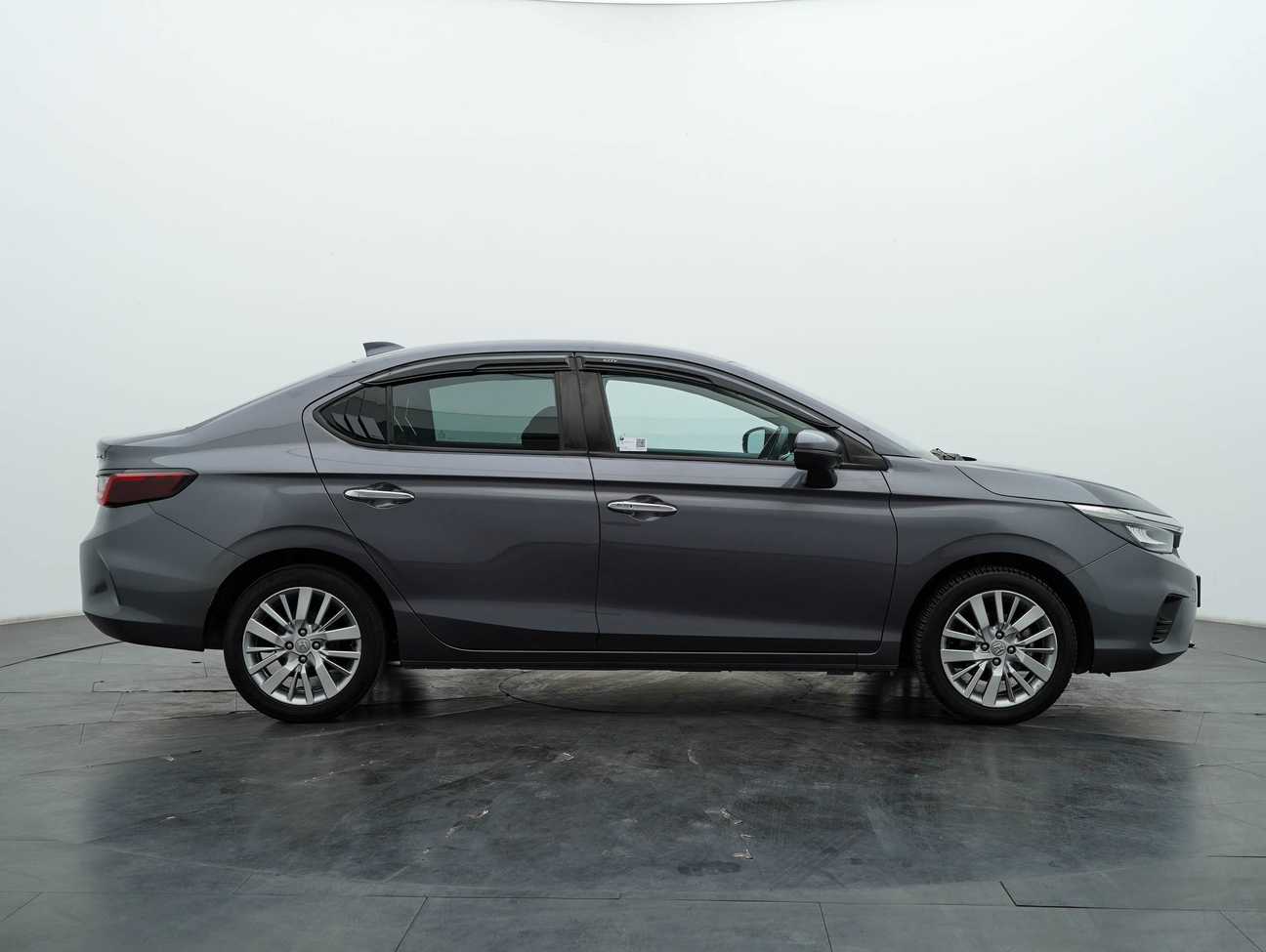 used 2021 Honda City V 1.5