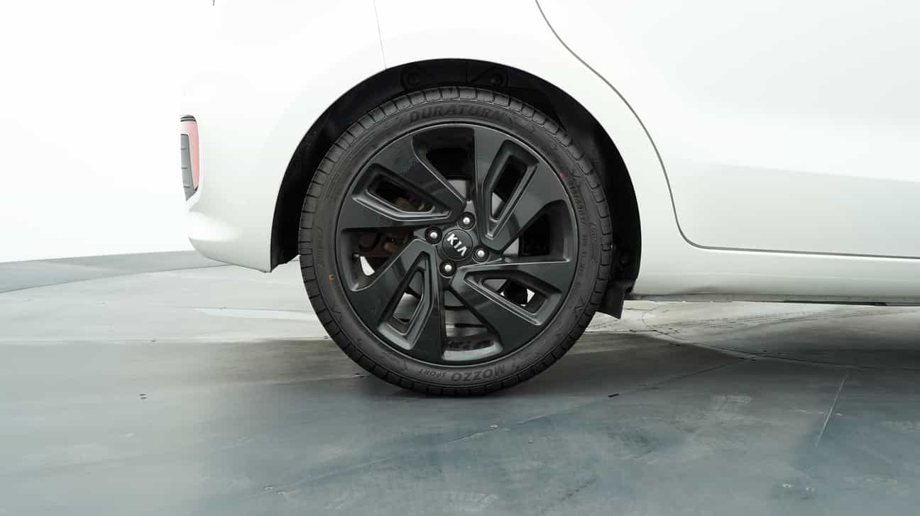 used 2015 Kia RIO UB 1.4