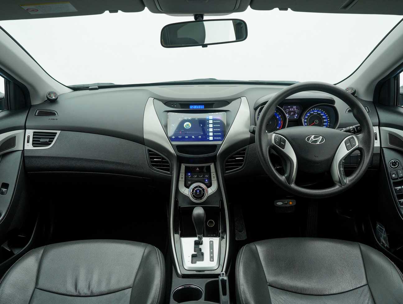 used 2012 Inokom Elantra  1.6