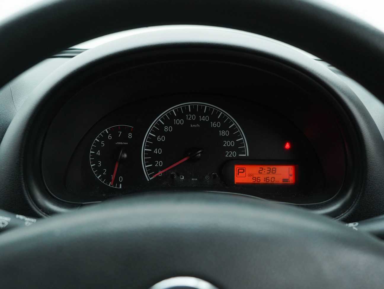 terpakai 2017 Nissan Almera E 1.5