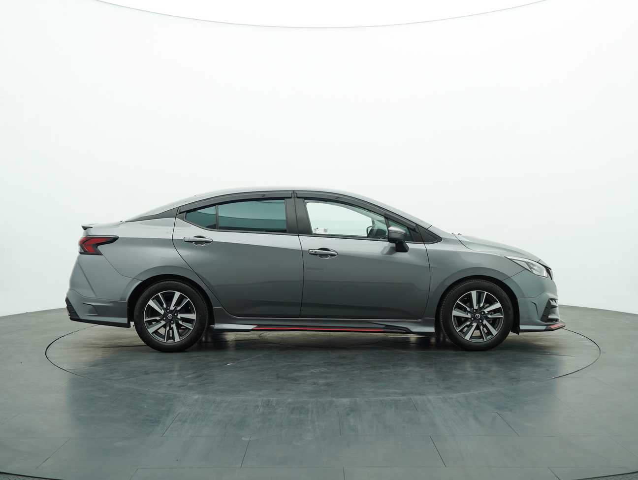 used 2021 Nissan Almera VLT 1.0