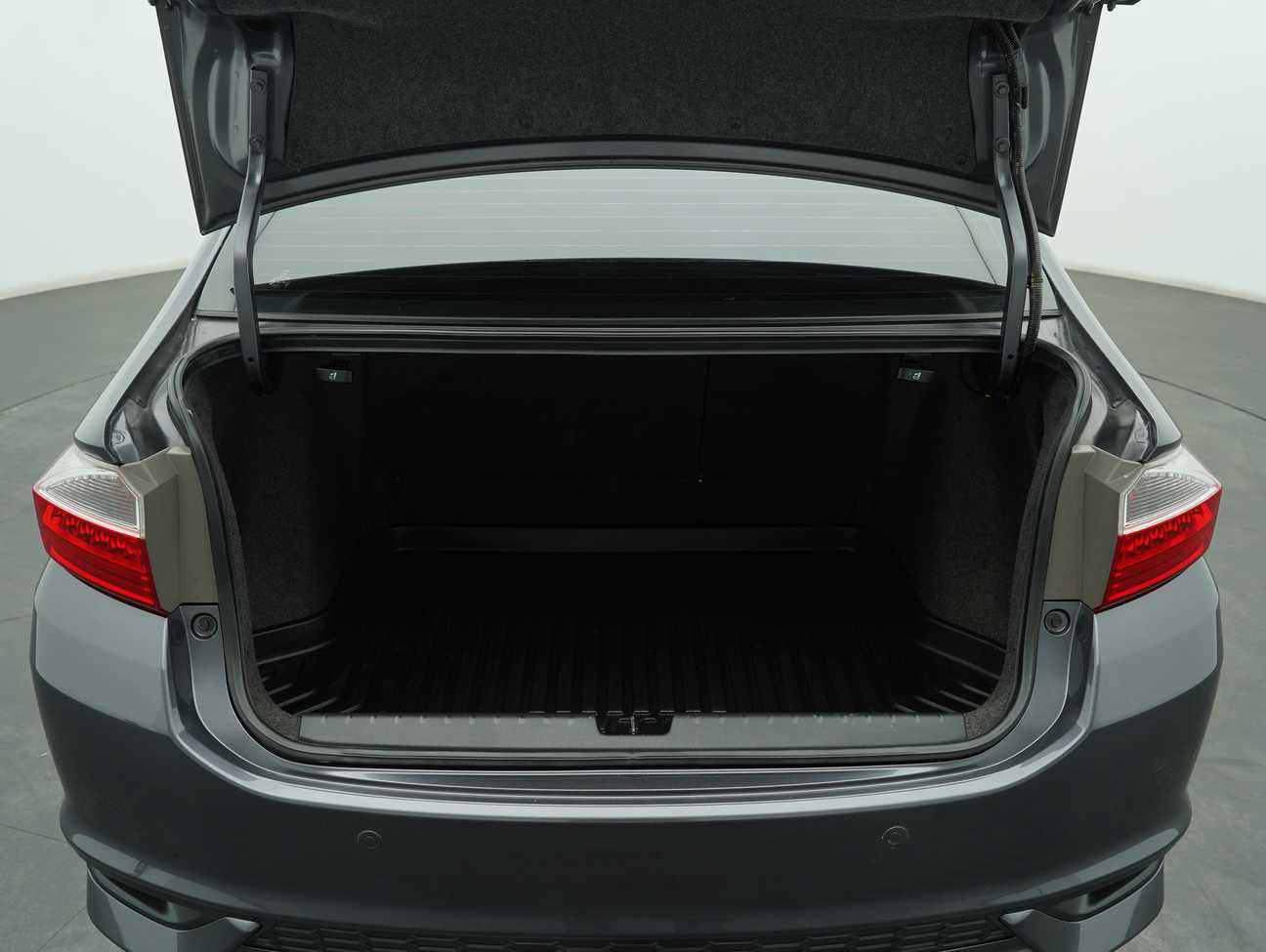 used 2018 Honda City V 1.5