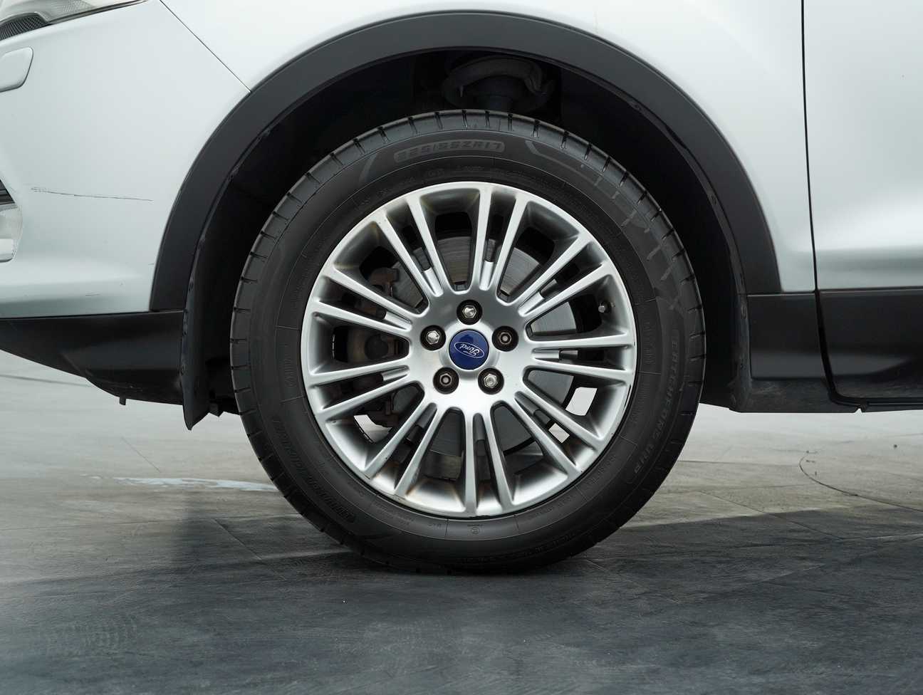 terpakai 2013 Ford Kuga Titanium Ecoboost 1.6