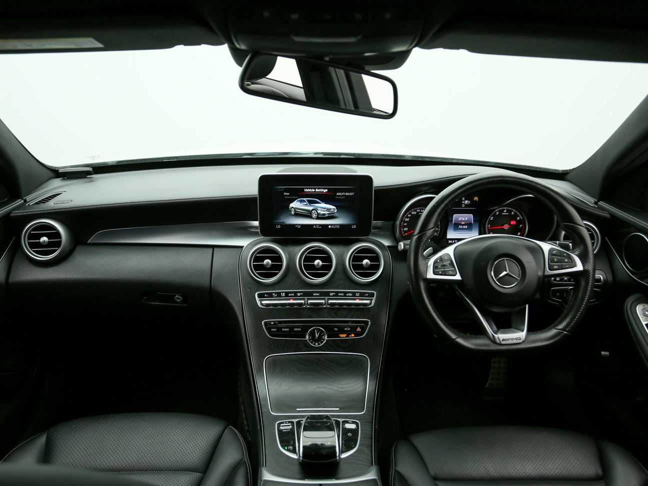 terpakai 2015 Mercedes-Benz C180 AMG 1.6