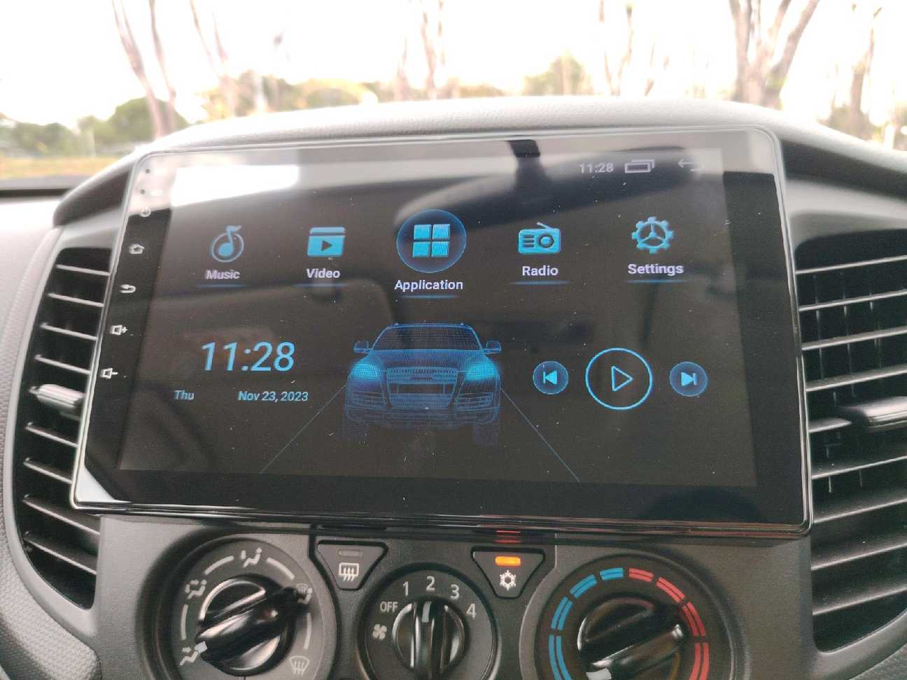 terpakai 2023 Mitsubishi Triton VGT Dual Cab 2.4