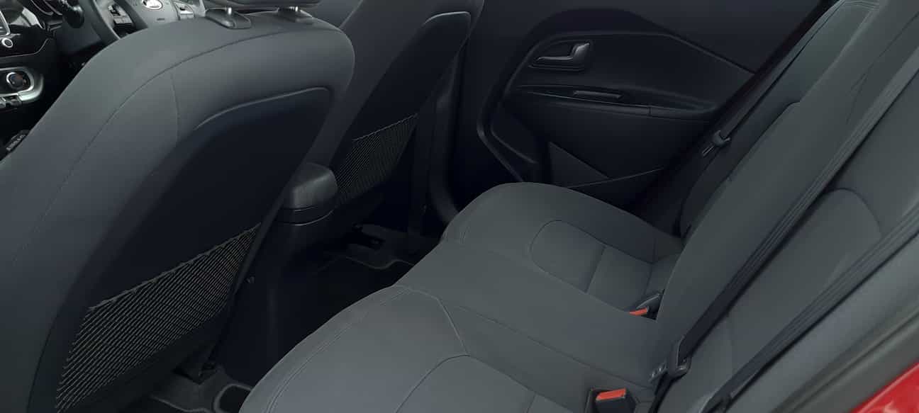 terpakai 2016 Kia RIO UB 1.4