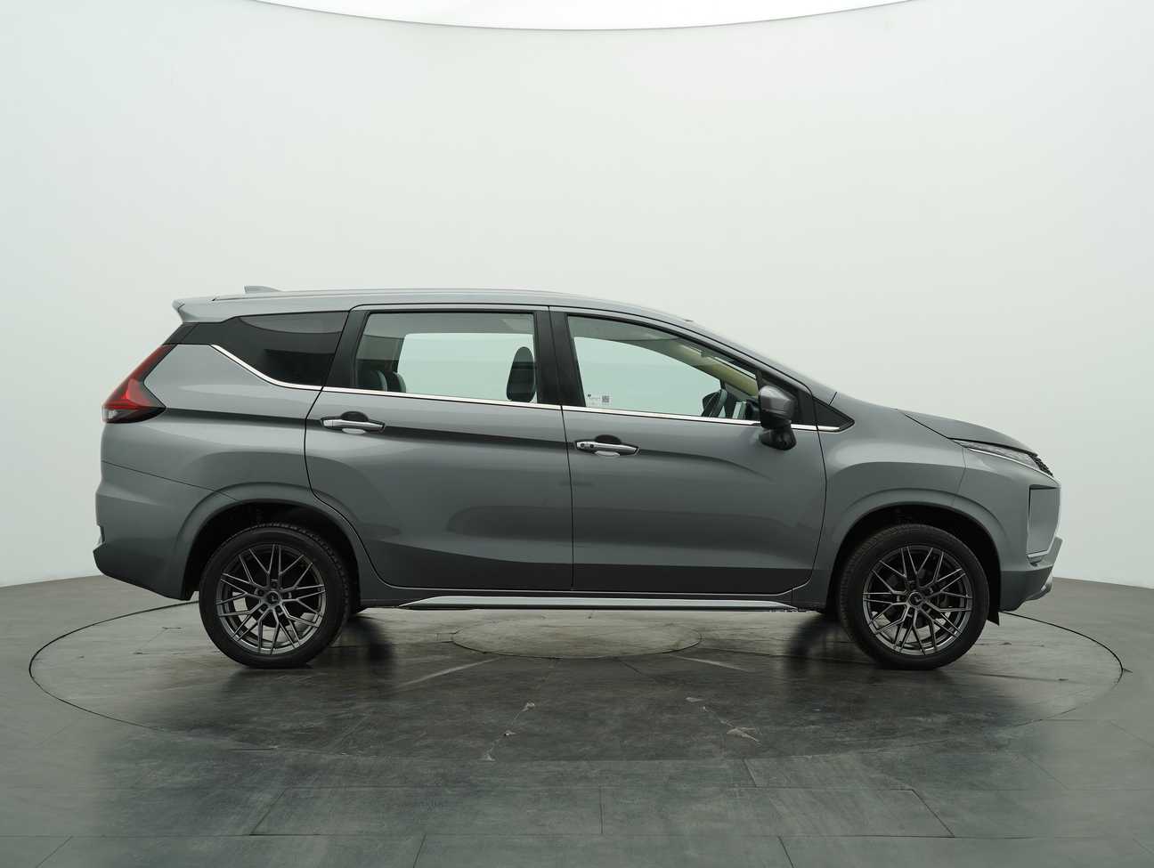terpakai 2021 Mitsubishi Xpander  1.5