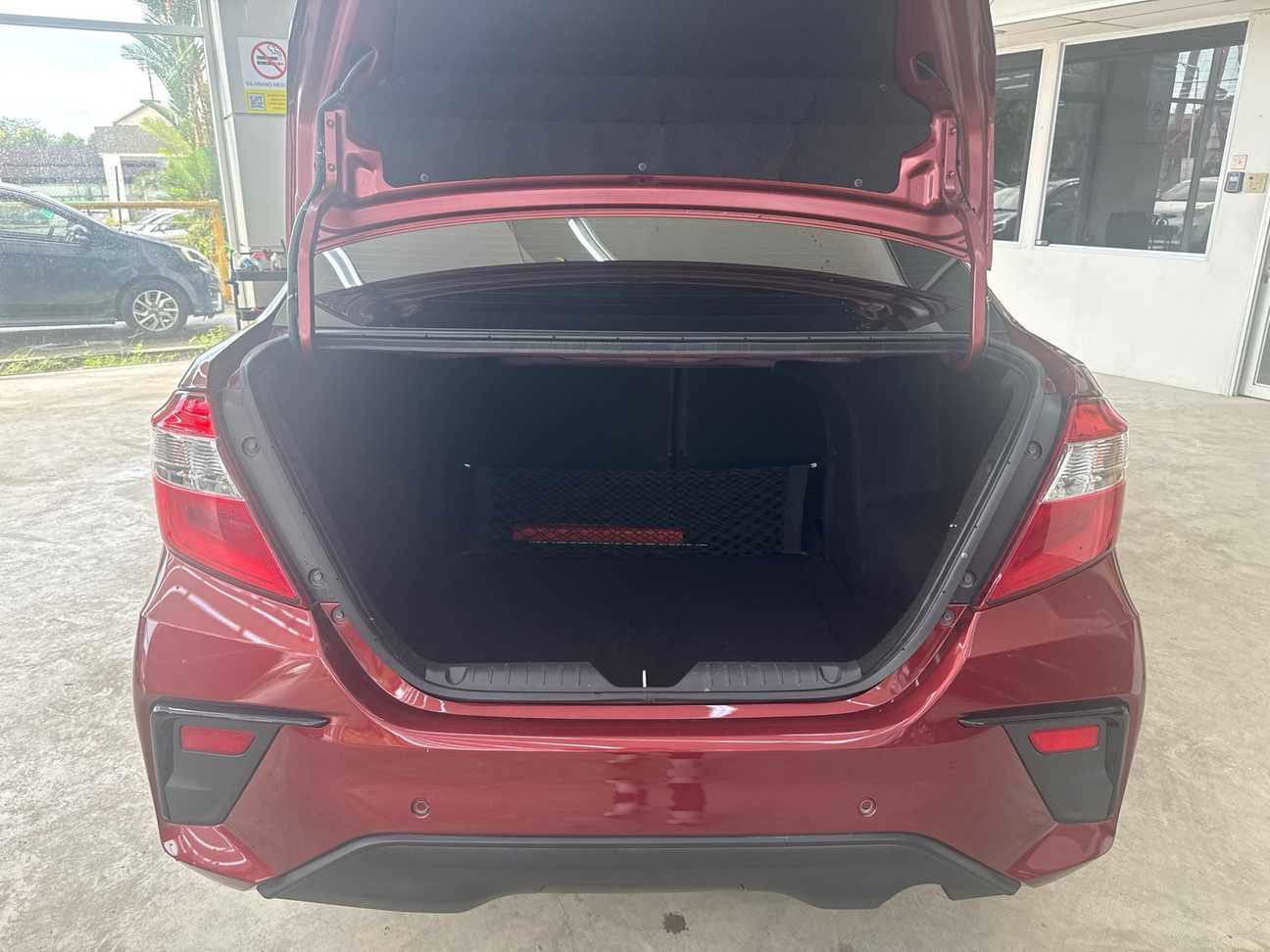 terpakai 2022 Perodua Bezza Advance 1.3