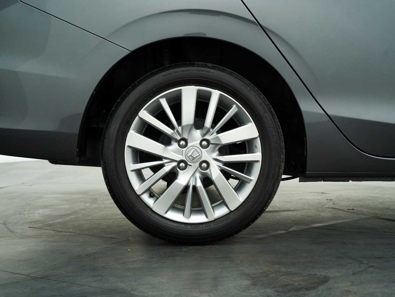 terpakai 2021 Honda City V 1.5