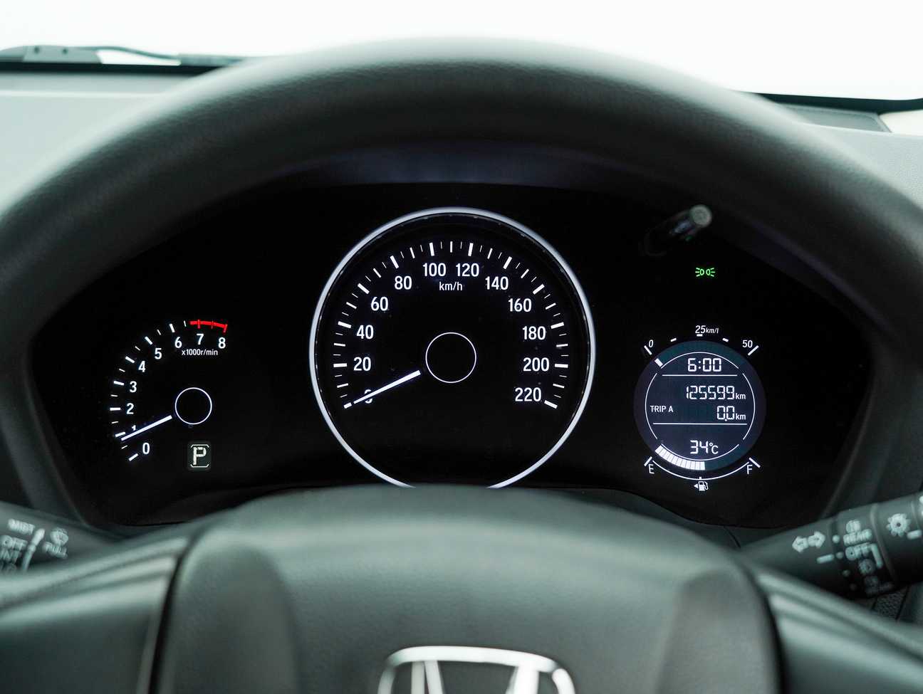 terpakai 2016 Honda HR-V i-VTEC S 1.8