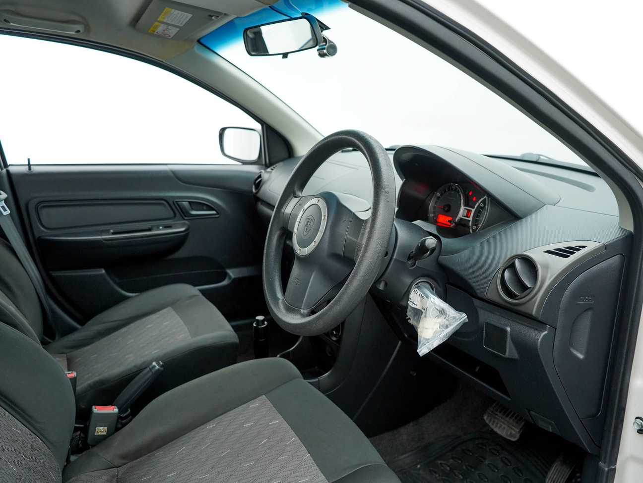 used 2014 Proton Saga SV 1.3