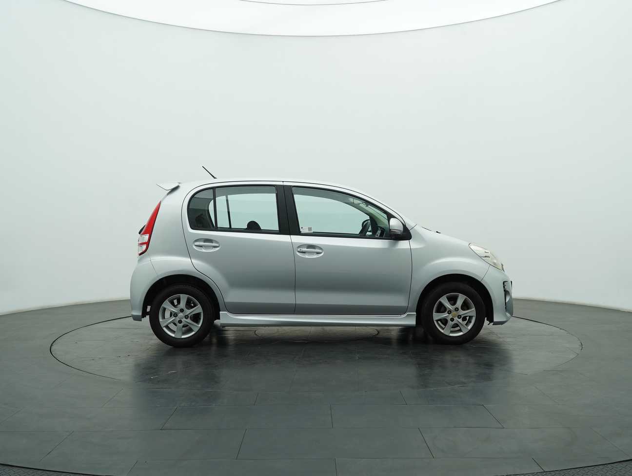 terpakai 2013 Perodua Myvi EZi 1.3